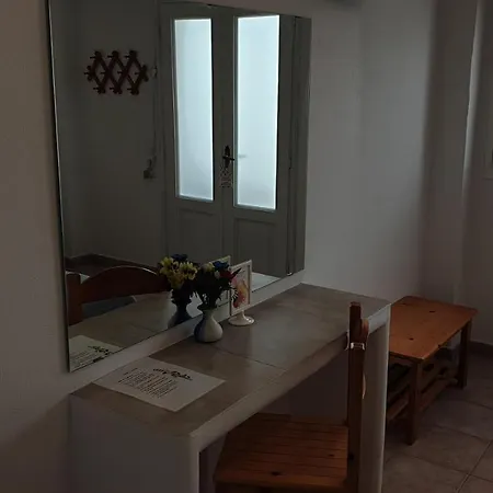 Otel Iliada-odysseas Perissa (Santorini)