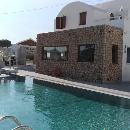 Iliada-odysseas 4* Perissa (Santorini)