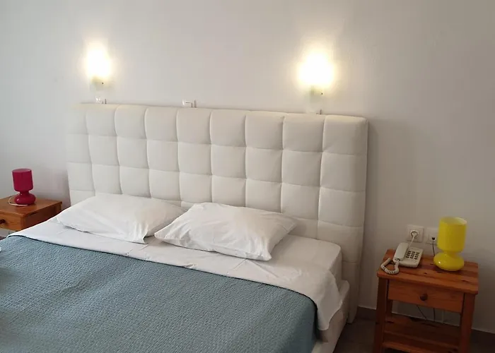 Iliada-odysseas Otel Perissa (Santorini)