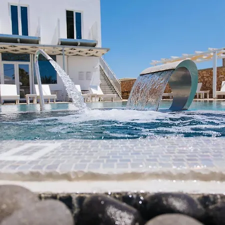 Iliada-odysseas فندق