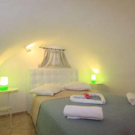 Iliada-odysseas ホテル