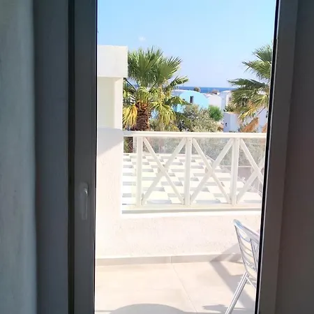 Hotel Iliada-odysseas Perissa (Santorini)