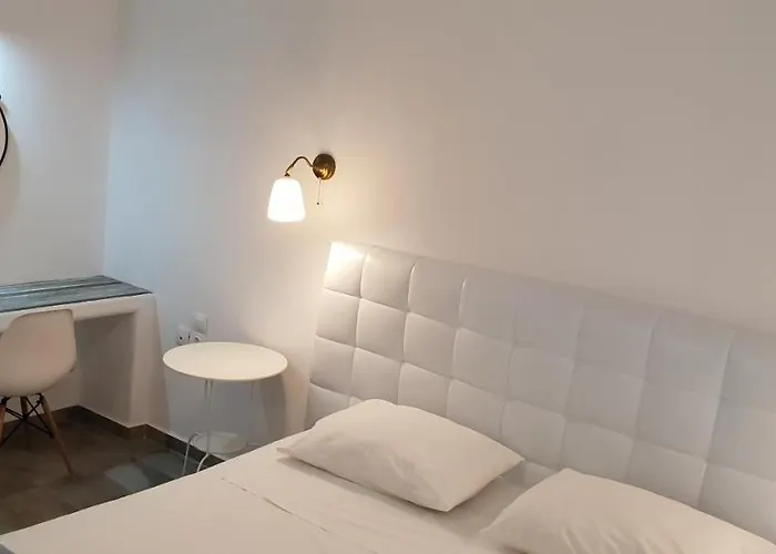 Iliada-odysseas Hotell