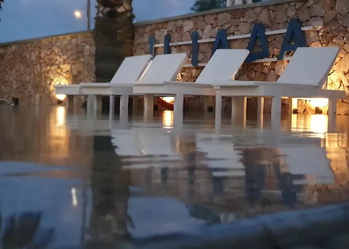 Hotel Iliada-odysseas 4*