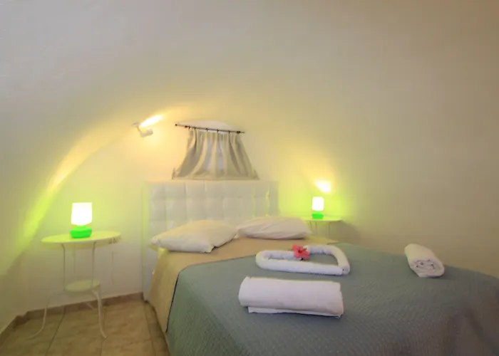 Iliada-odysseas Hotell