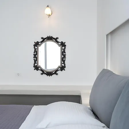 Iliada-odysseas 4* Perissa (Santorini)