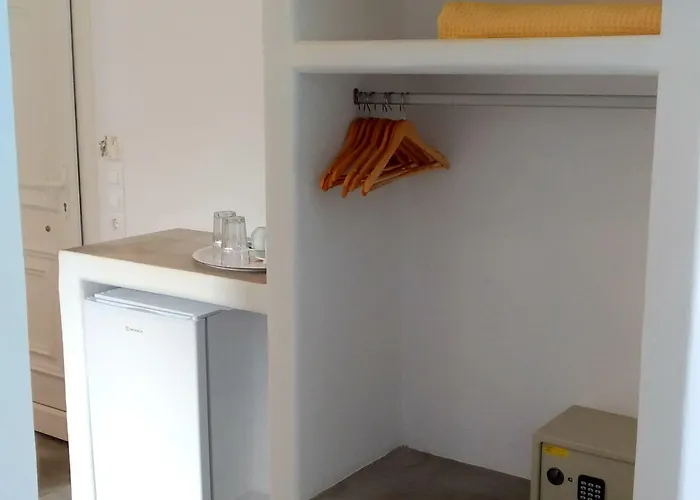 Hotel Iliada-odysseas Perissa (Santorini)