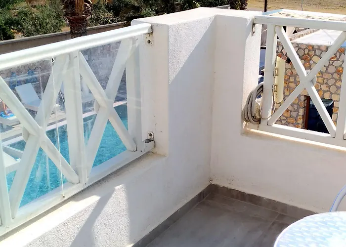 ホテル Iliada-odysseas ペリッサ